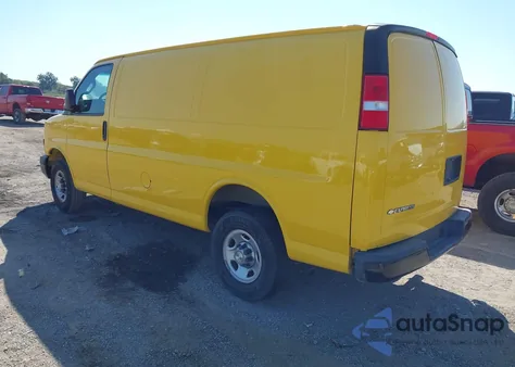 2021 Chevrolet Express Cargo Rwd 2500 Regular Wheelbase Wt из США, поврежденный, VIN 1GCWGAFP0M1246191